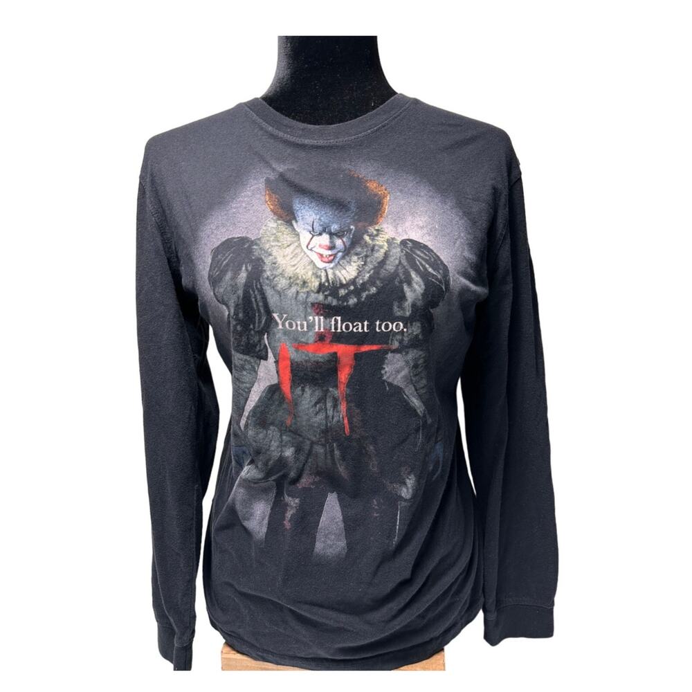 IT Youll Float too Black Long Sleeve Graphic Print Tee shirt Size small